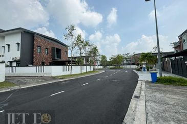 Scarlet @ Bandar Rimbayu