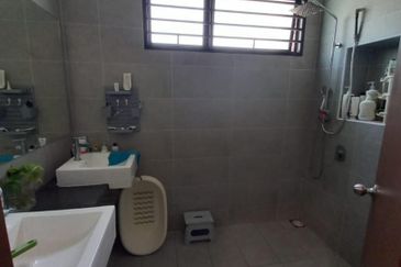 Scarlet @ Bandar Rimbayu