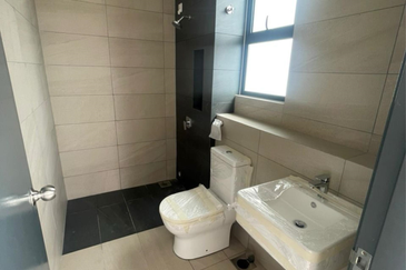 Robin @ Bandar Rimbayu