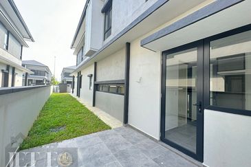 Freesia Residences @ Tropicana Aman