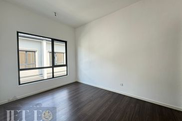 Freesia Residences @ Tropicana Aman