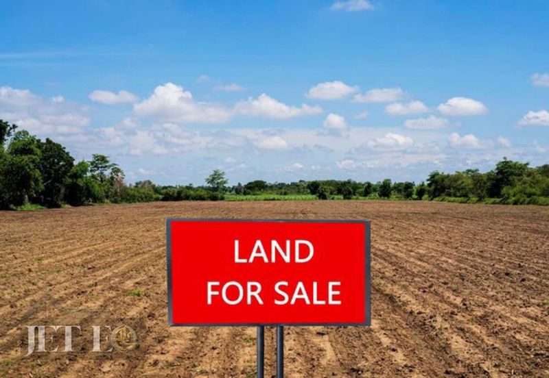 Kampung Sungai Kayu Ara