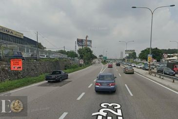 Kampung Sungai Kayu Ara