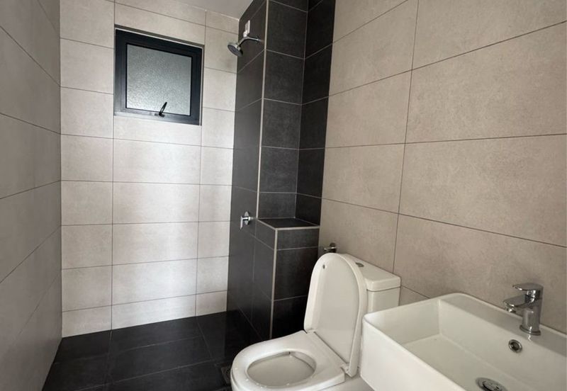 Co-Home @ Eden by The Parque Residences