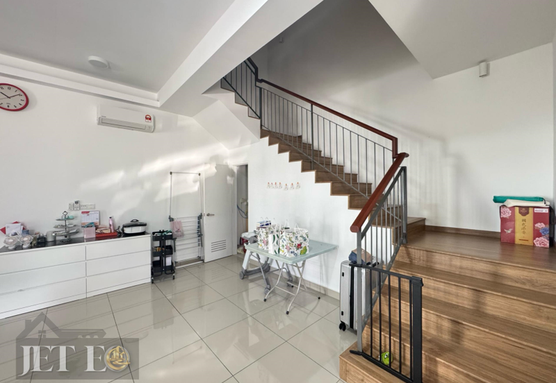 Lucent Residence @ twentyfive.7