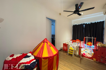 Lucent Residence @ twentyfive.7