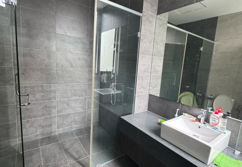 Lucent Residence @ twentyfive.7