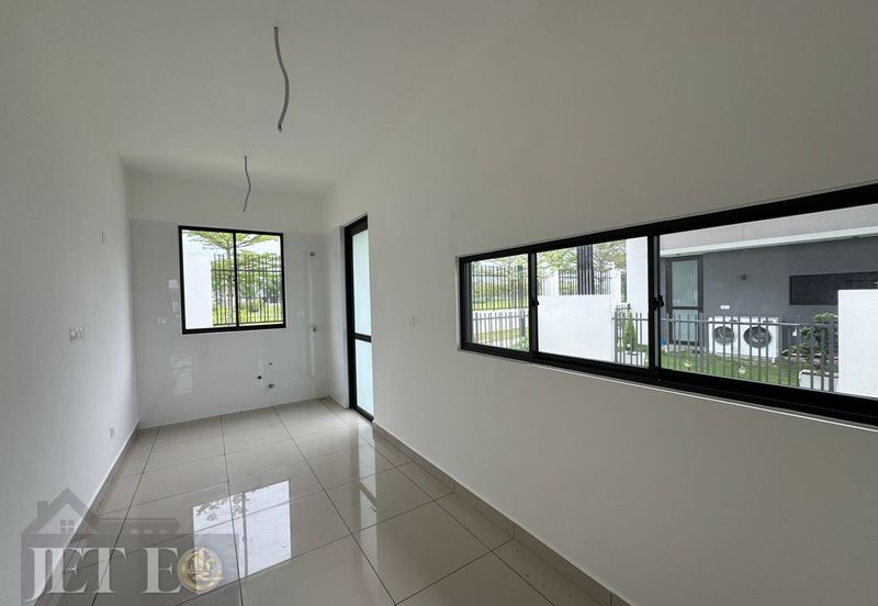 Sencilia @ Eco Sanctuary