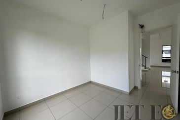 Sencilia @ Eco Sanctuary