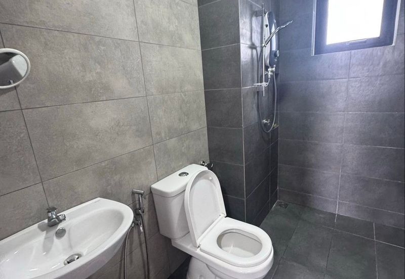 Amber Residence @ twentyfive.7