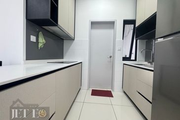 Amber Residence @ twentyfive.7