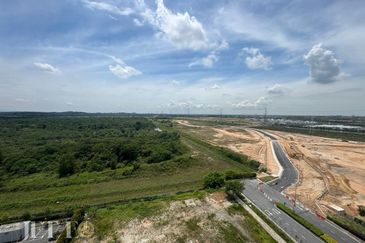 Amber Residence @ twentyfive.7