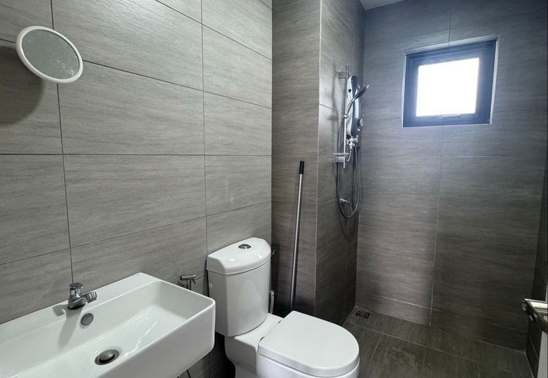 Amber Residence @ twentyfive.7