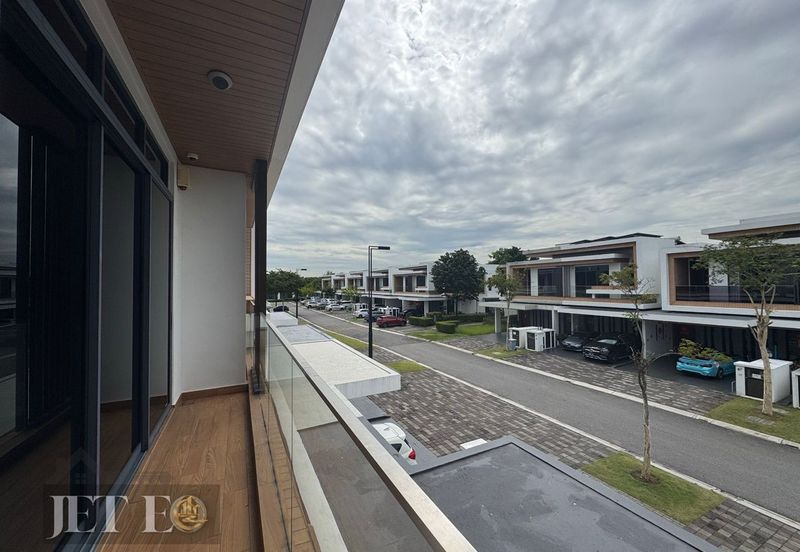 Terraza @ Eco Sanctuary