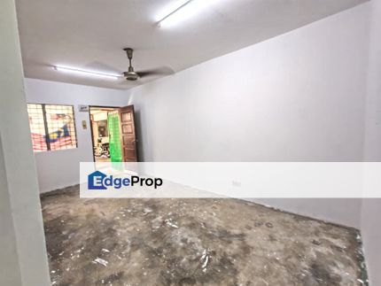 Suria Pendamar Flat Ground Floor Cornetlot, Selangor, Port Klang