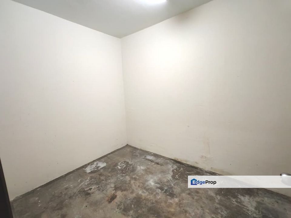 Suria Pendamar Flat Ground Floor Cornetlot, Selangor, Port Klang