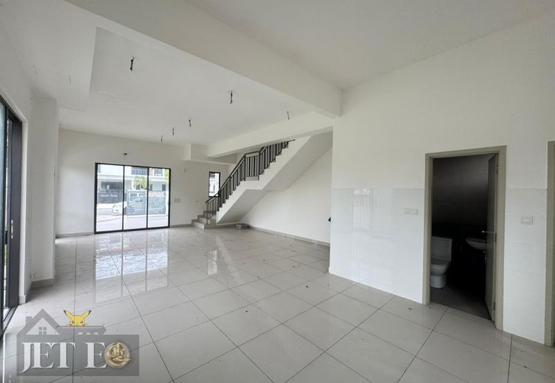 Robin @ Bandar Rimbayu