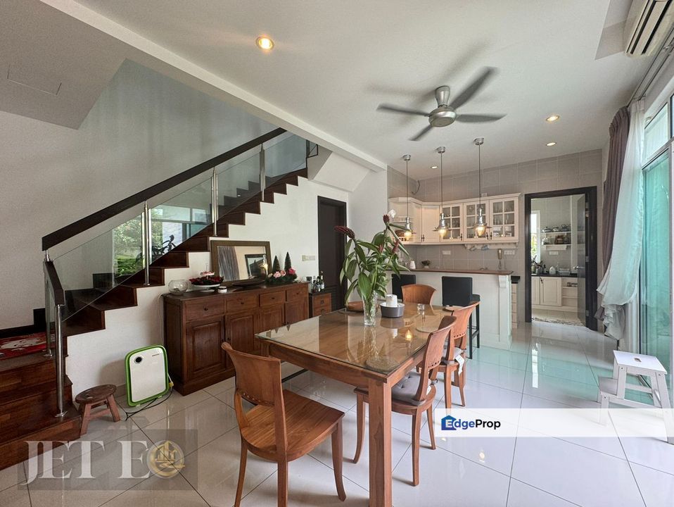 Build in solar Pv system, and solar heater, Selangor, Setia Eco Park