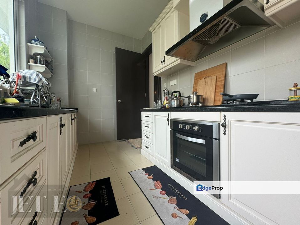 Build in solar Pv system, and solar heater, Selangor, Setia Eco Park