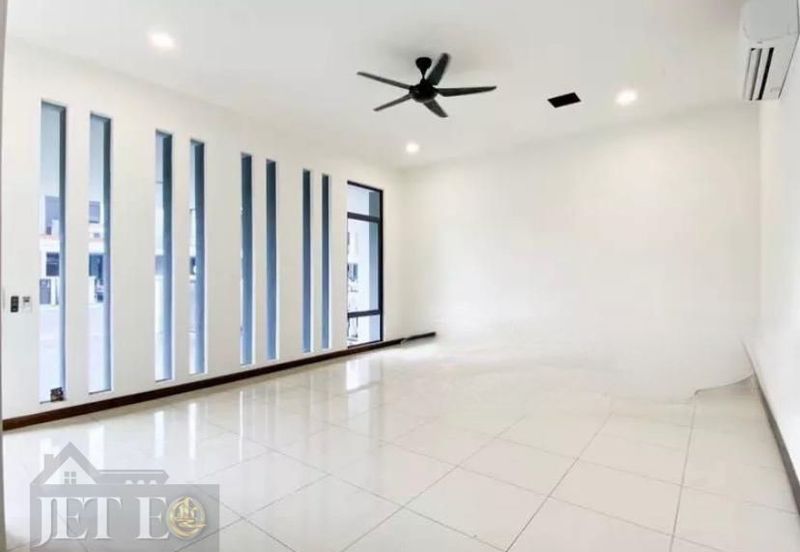 Terraza @ Eco Sanctuary