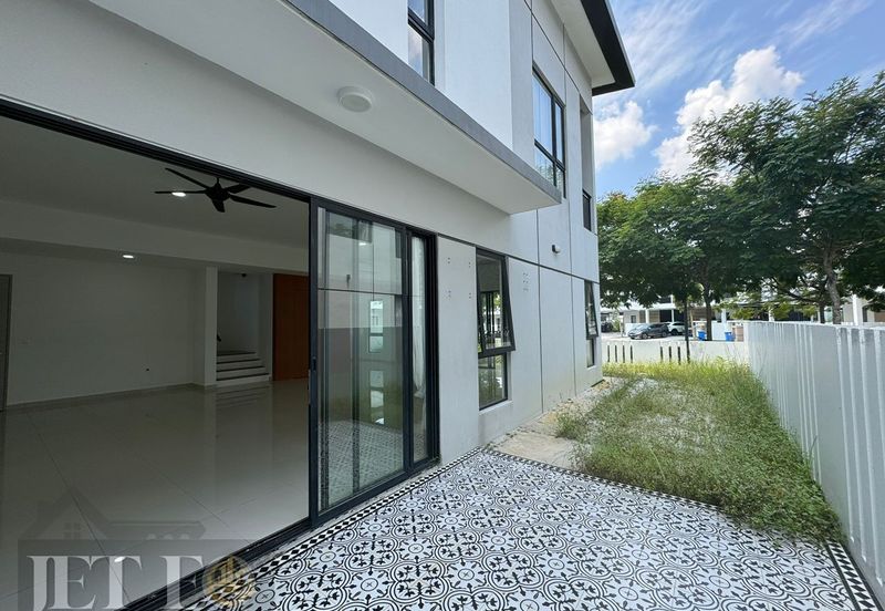 Cheria Residences, Tropicana Aman