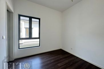 Freesia Residences @ Tropicana Aman