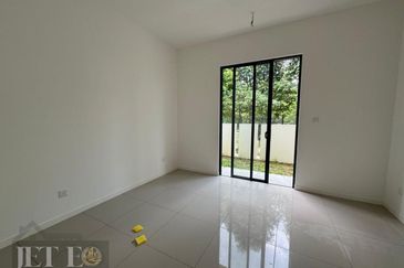 Freesia Residences @ Tropicana Aman