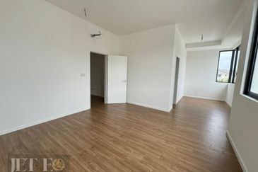 Freesia Residences @ Tropicana Aman