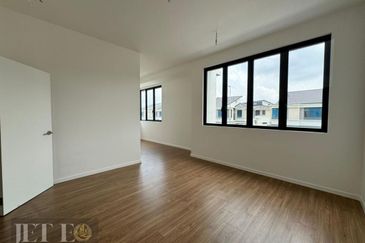 Freesia Residences @ Tropicana Aman