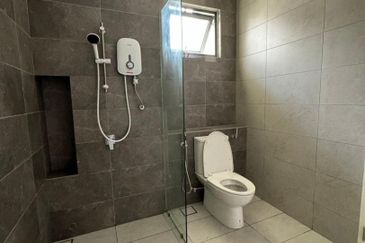 Freesia Residences @ Tropicana Aman