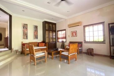 Taman Kingfisher Detached House | Bungalow | 1 Borneo Mall | UMS | KK | Sabah For Sale