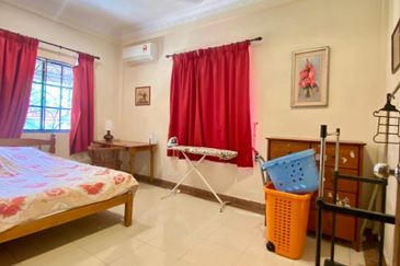 Taman Kingfisher Detached House | Bungalow | 1 Borneo Mall | UMS | KK | Sabah For Sale