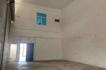 Bandar Sierra Biz Hub | 2Storey Semi D Commercial Warehouse | Menggatal | KK | Sabah For Sale or For Rent