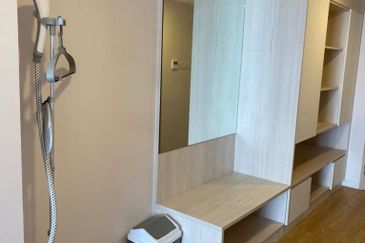 ARU SUITES @ TANJUNG ARU