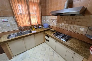 Taman Hilltop, Kota Kinabalu