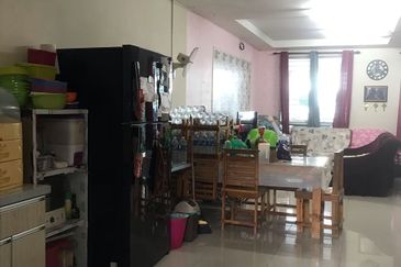 Taman Bukit Hijau | 2 Storey Terrace | Intermediate Unit | Inanam | KK | Sabah For Sale