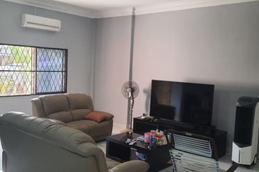 Kg Kiansom Inanam Bungalow | Large Area | BBQ | Kota Kinabalu | Sabah For Sale