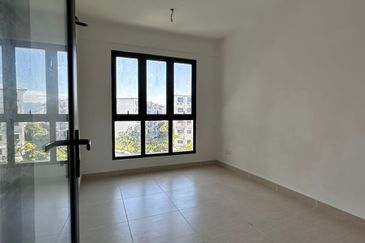 ONE JESSELTON CONDOMINIUM