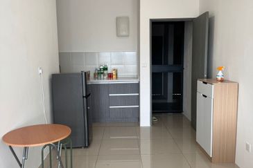 Alam Pesona Condominium | Seaview | Fully Furnished | Putatan | Sabah For Rent