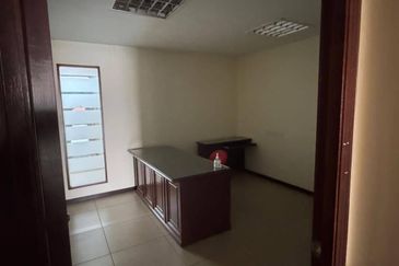 Kian Yap Industrial Estate | 2 Storey Warehouse | Kolombong | Inanam | Sabah For Rent