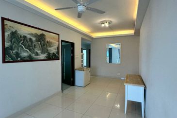 THE PEAK CONDOMINIUM