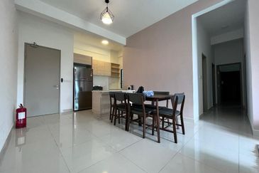 Kingfisher Putatan | Block B | Pool View | Fully Furnished | Ketiau | Sabah For Rent
