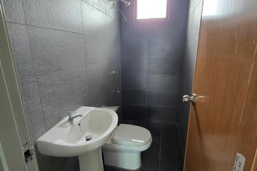 Newly Taman Fabulous Garden Papar | 2Storey | Bare Unit | Papar Square | Sabah For Sale