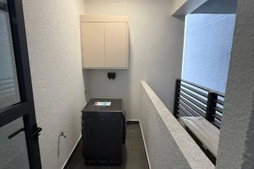 Jesselton Twin Towers