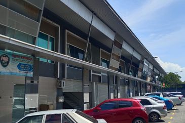 2 Floors Cyber Square Shop | KKIA | Cyber City | Kota Kinabalu | Sabah For Rent