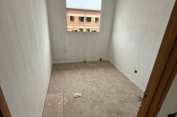 Taman Naparan Ria | 2 Storey Terraced House | New Project | Sipitang | Sabah For Sale