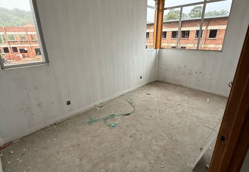 Taman Naparan Ria | 2 Storey Terraced House | New Project | Sipitang | Sabah For Sale