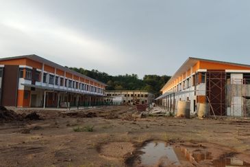 Taman Naparan Ria | 2 Storey Terraced House | New Project | Sipitang | Sabah For Sale