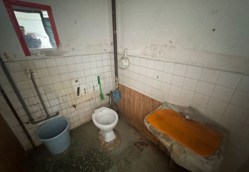 CL99 Sinsuran Office Lot | Block F | Centre Point | Kota Kinabalu | Sabah For Sale