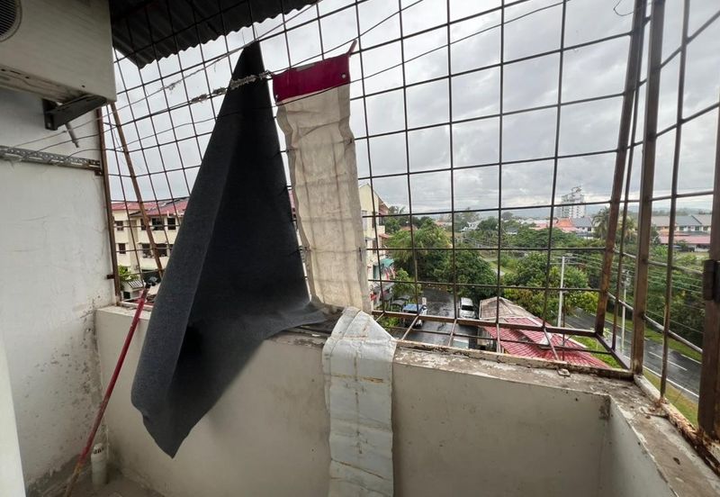 Selesa Court Apartment